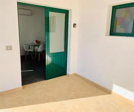 Zalabar Aparthotel *
